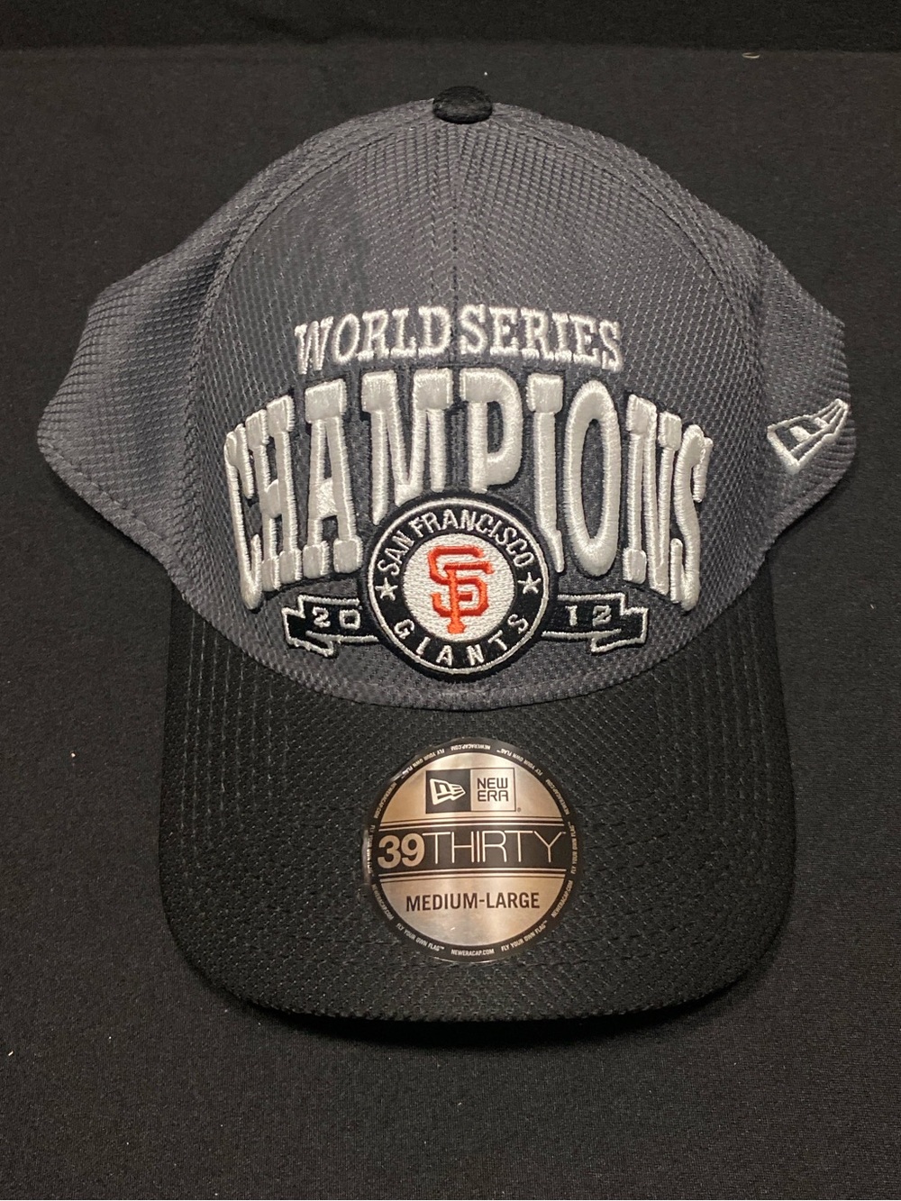 New Era Gray & Black San Francisco Giants World Series Champions 39THIRTY Cap